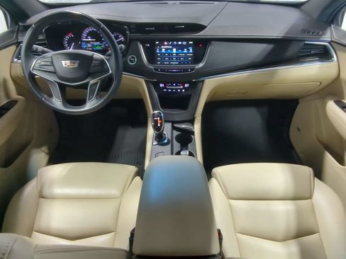 Used 2018 Cadillac XT5 FWD w/ LPO, Wheel Lock Package image 18