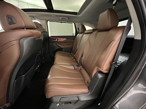 Used 2024 Acura MDX FWD w/ Technology Package image 19