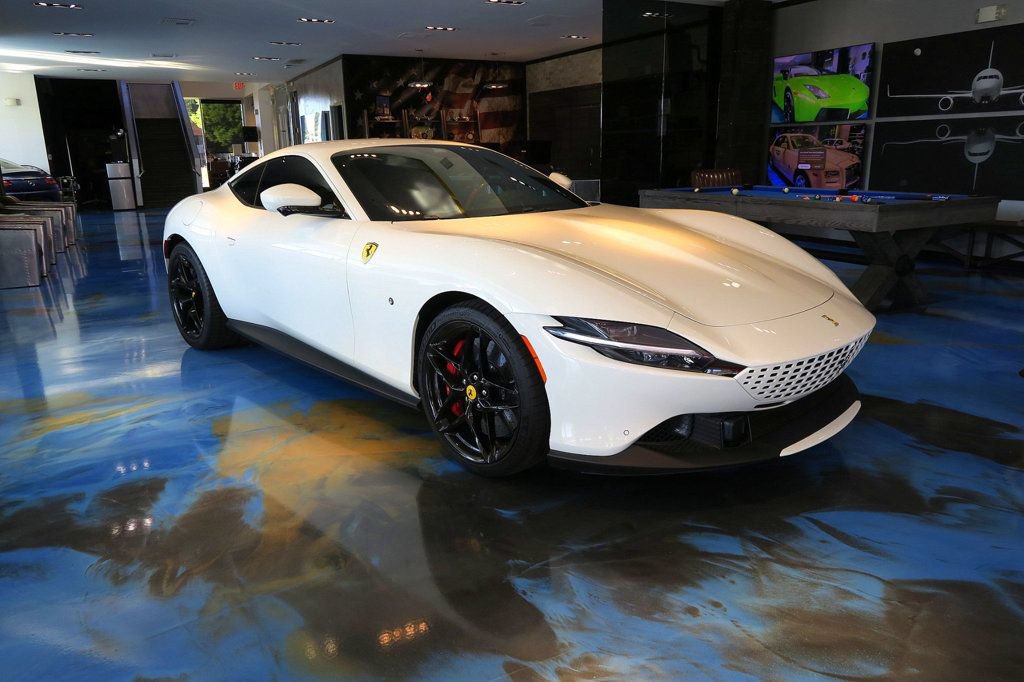 Used 2023 Ferrari Roma RWD image 11