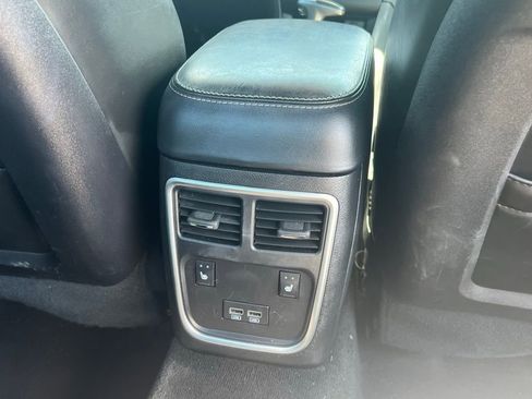 Used 2021 Dodge Charger SXT w/ Leather Interior Group image 22