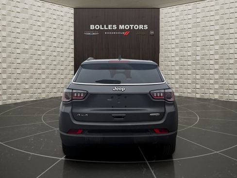 Certified 2022 Jeep Compass Latitude w/ Sun and Sound Group image 4