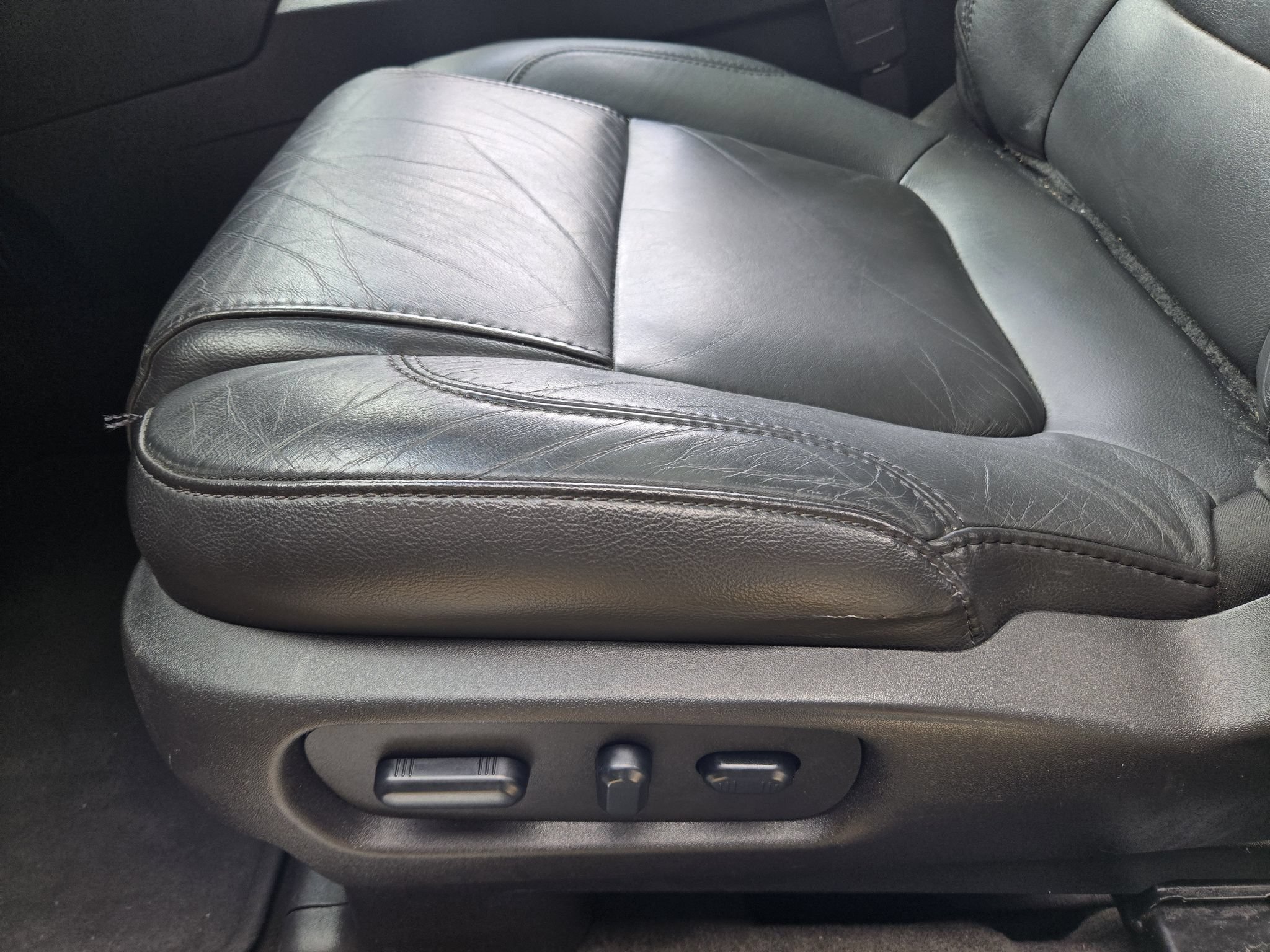 Used 2015 Ford Explorer Limited FWD image 22