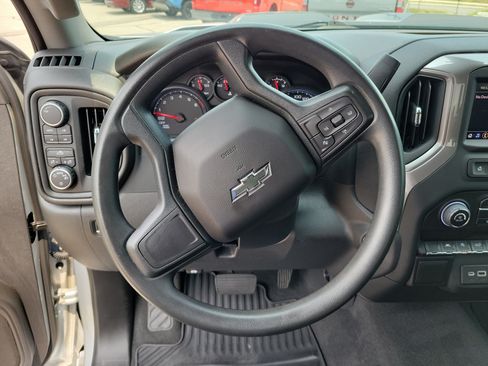 Used 2022 Chevrolet Silverado 1500 Custom Trail Boss w/ LPO, Dark Essentials Package AWD/4WD image 21