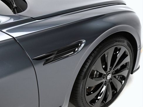New 2026 Bentley Flying Spur Plug-In Hybrid AWD/4WD image 33