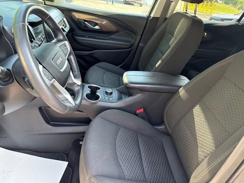 Used 2019 GMC Terrain SLE w/ Driver Convenience Package AWD/4WD image 9