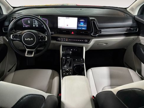 Used 2025 Kia Sportage EX w/ Premium Package FWD image 10