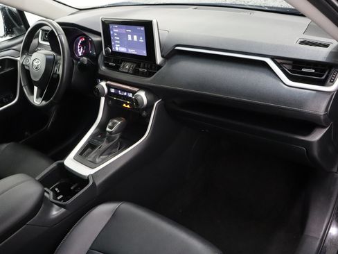 Certified 2025 Toyota RAV4 XLE Premium FWD image 38