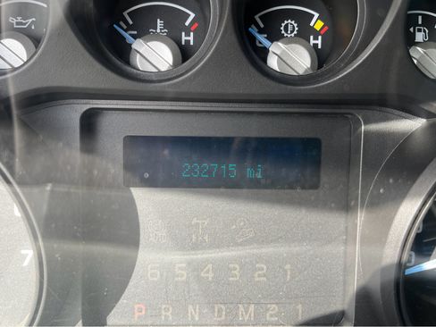 Used 2011 Ford F250 XL w/ Skid Plate Pkg image 13