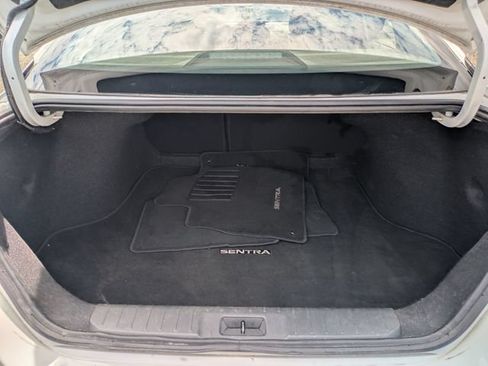 Used 2024 Nissan Sentra SV FWD image 24