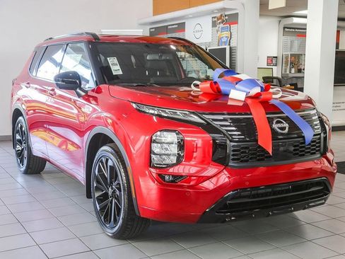 New 2026 Nissan Rogue Platinum AWD/4WD image 3
