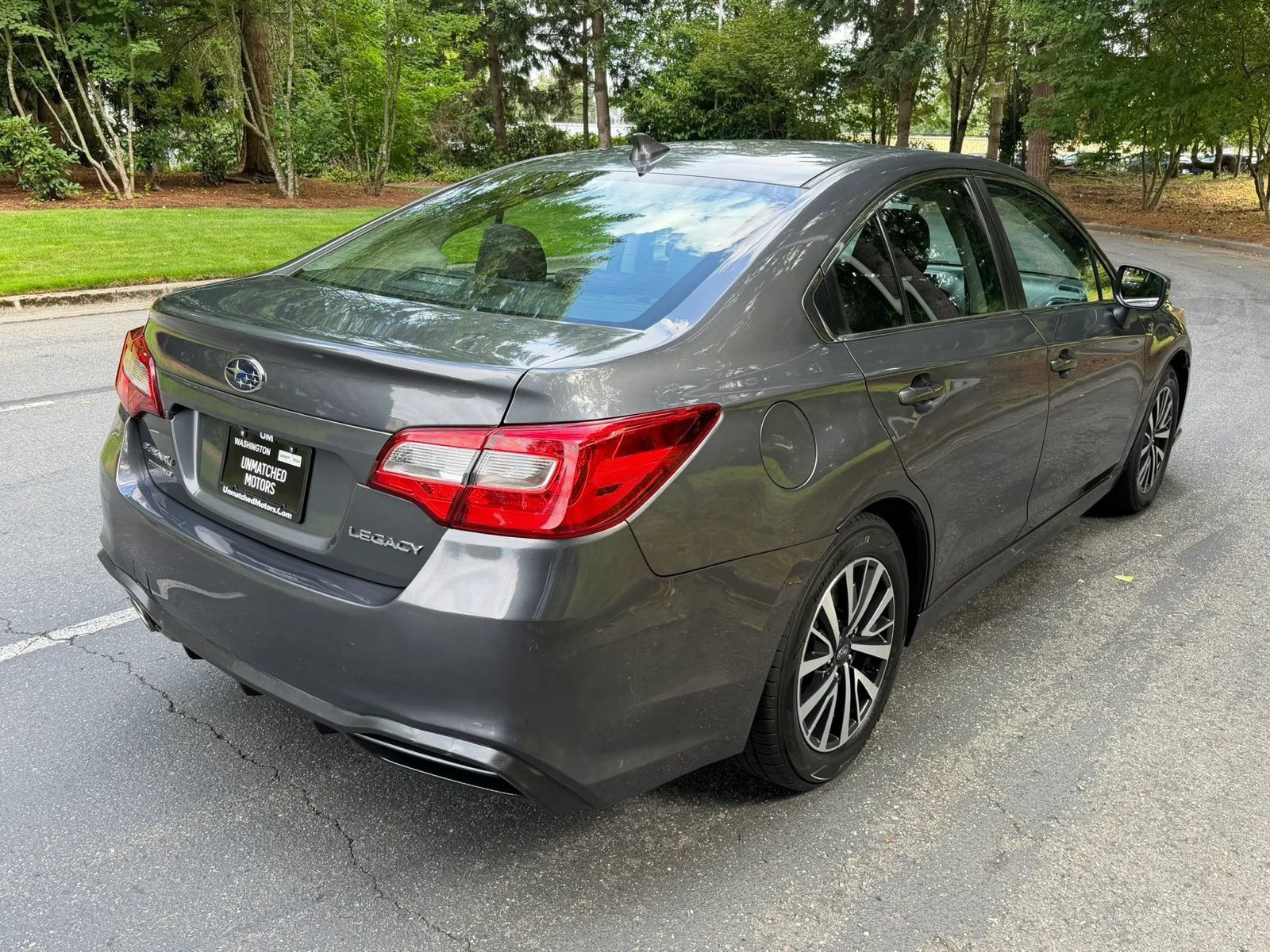Used 2018 Subaru Legacy 2.5i Premium w/ Eyesight & BSD & Rcta & HBA AWD/4WD image 11