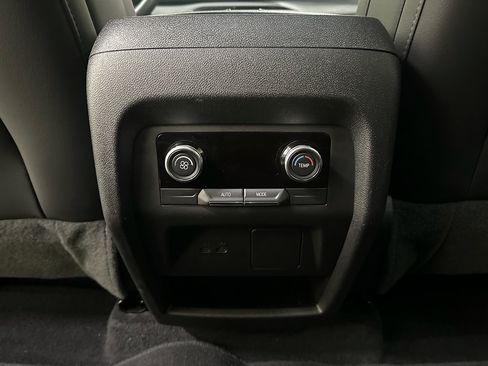 Certified 2025 Buick Enclave Sport Touring image 36