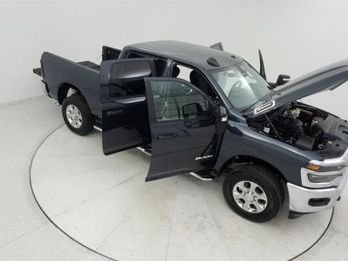 Used 2026 RAM 2500 Big Horn AWD/4WD image 24