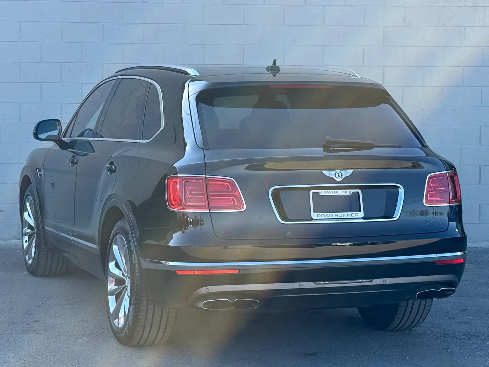 Used 2019 Bentley Bentayga AWD/4WD image 5