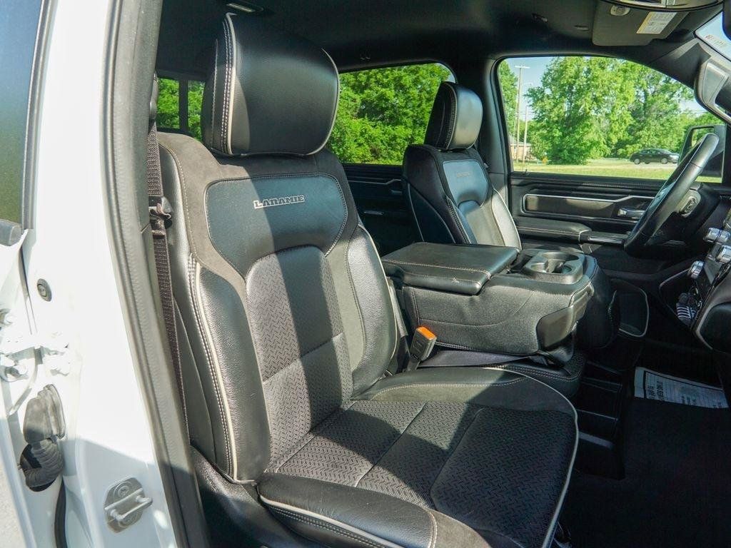 Used 2024 RAM 1500 Laramie AWD/4WD image 37