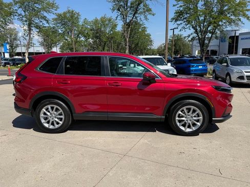 Used 2026 Honda CR-V EX image 3