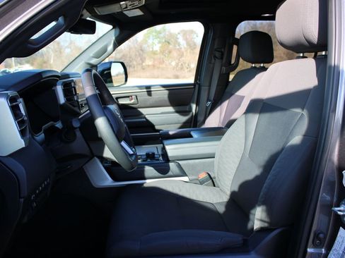 Used 2025 Toyota Sequoia SR5 image 22