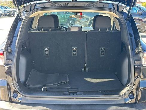 Used 2020 Ford Escape SE image 19