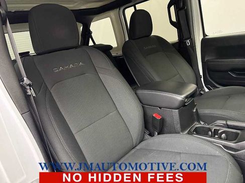 Used 2019 Jeep Wrangler Unlimited Sahara w/ Cold Weather Group AWD/4WD image 19