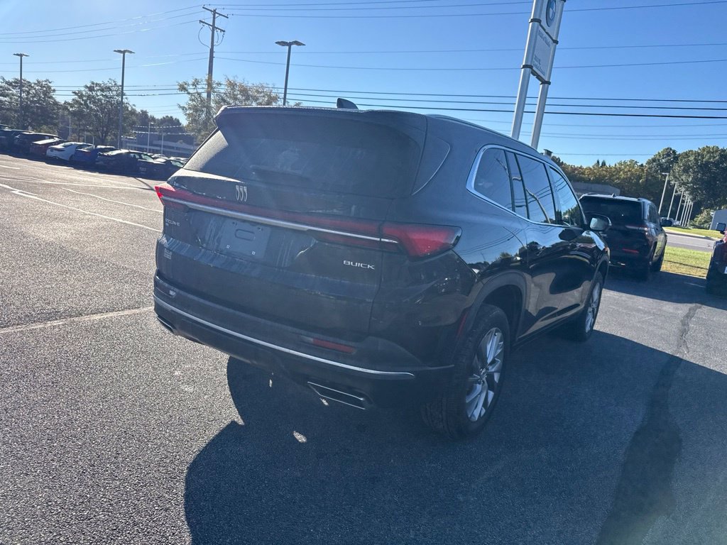 Used 2025 Buick Enclave Preferred w/ Trailering Package, 5000 lbs. AWD/4WD image 21