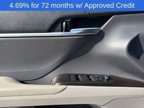 Used 2022 Toyota Camry SE image 25