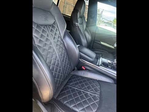Used 2021 Audi SQ8 Prestige AWD/4WD image 8