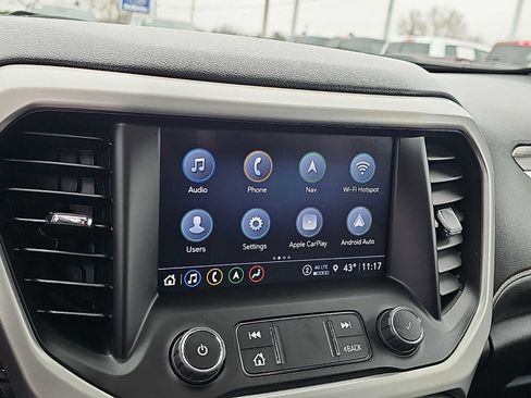 Used 2023 GMC Acadia SLT w/ Technology Package AWD/4WD image 29