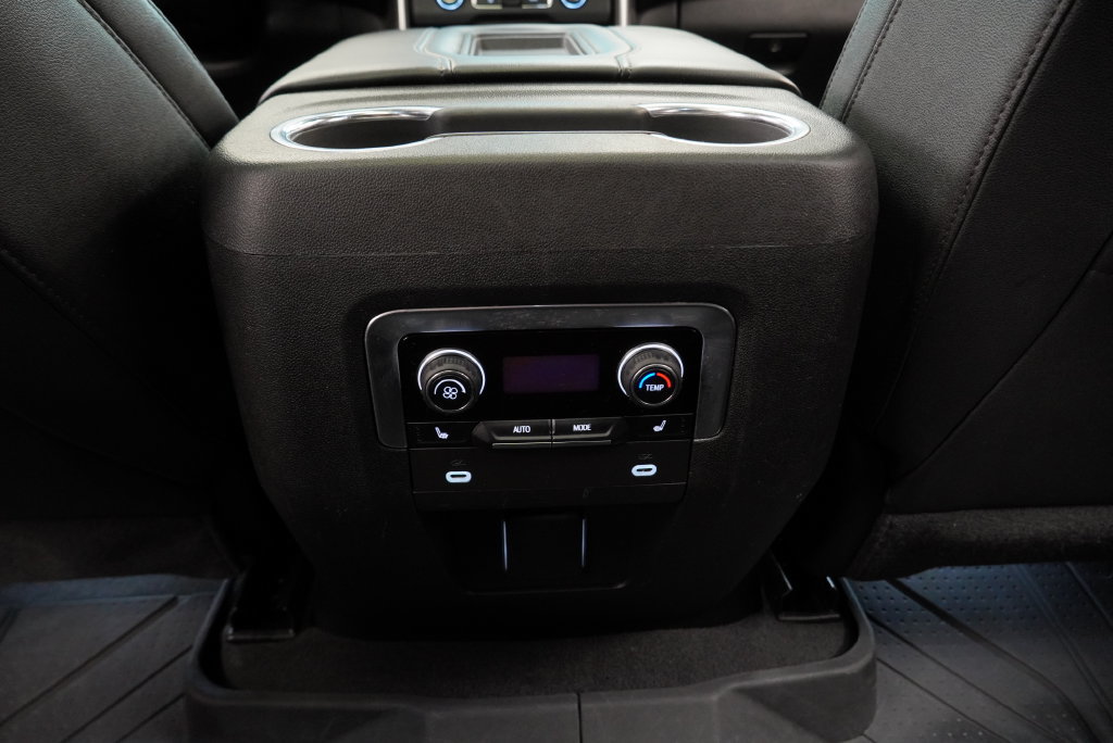 Certified 2023 Chevrolet Tahoe Z71 w/ Luxury Package AWD/4WD image 19