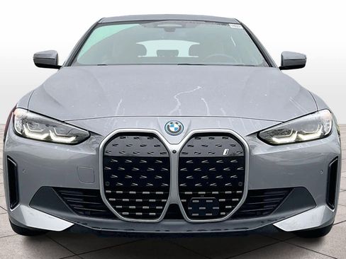 Used 2023 BMW i4 eDrive35 image 3
