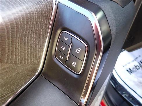 Used 2022 Ford F150 Platinum w/ Equipment Group 701A High image 18