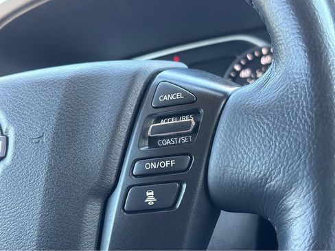 Used 2024 Nissan Frontier SL w/ Technology Package RWD image 34