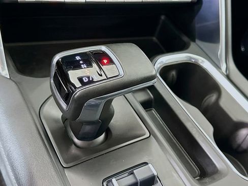 Used 2024 GMC Sierra 1500 Denali image 18