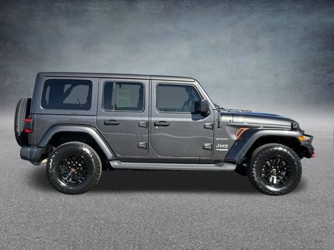 Used 2020 Jeep Wrangler Unlimited Sahara image 2