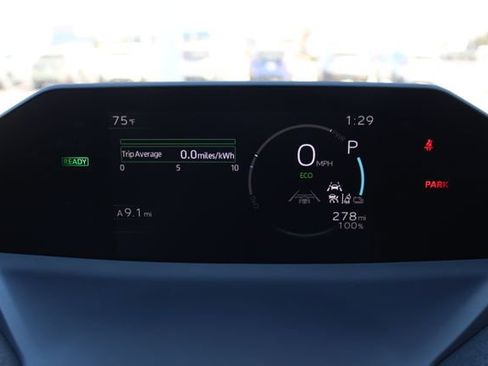 New 2026 Subaru Solterra AWD/4WD image 24