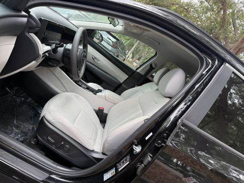 Used 2025 Hyundai Tucson SEL image 48