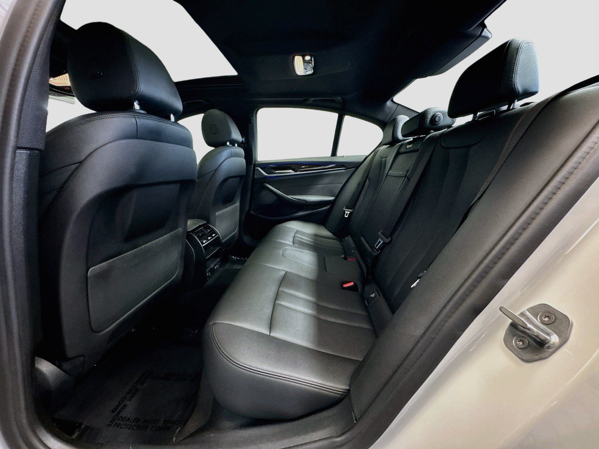 Used 2020 BMW 530e w/ Convenience Package RWD image 16