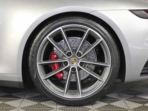 Used 2024 Porsche 911 Carrera S image 34