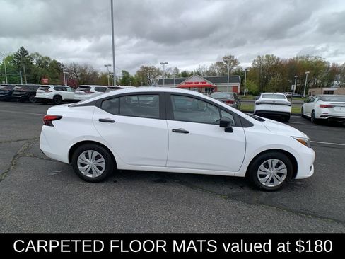 Used 2025 Nissan Versa S FWD image 2
