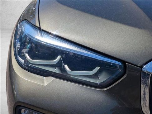 Used 2021 BMW X5 sDrive40i w/ Premium Package image 7