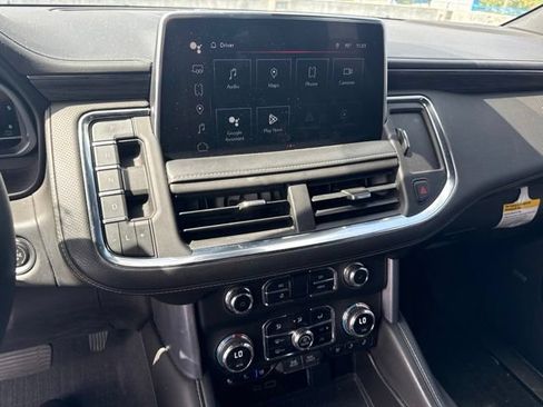 Used 2023 GMC Yukon XL SLT w/ SLT Luxury Package RWD image 8