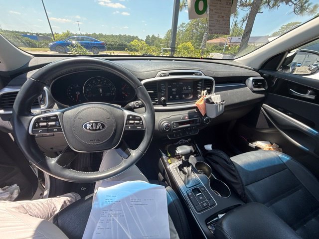 Used 2019 Kia Sorento EX FWD image 2