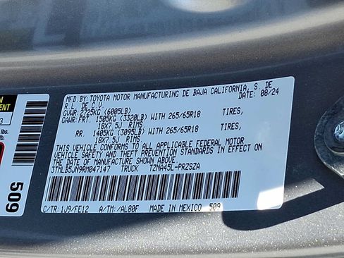 Used 2024 Toyota Tacoma TRD Sport w/ TRD Sport Upgrade Package AWD/4WD image 26