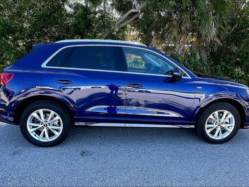 Certified 2025 Audi Q3 2.0T Premium Plus w/ Premium Plus Package AWD/4WD image 4