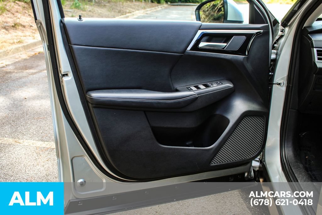 Used 2024 Mitsubishi Outlander SE FWD image 36