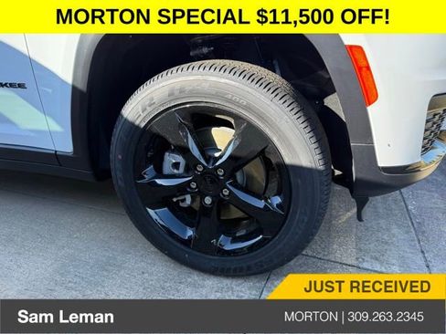 New 2025 Jeep Grand Cherokee L Altitude image 4