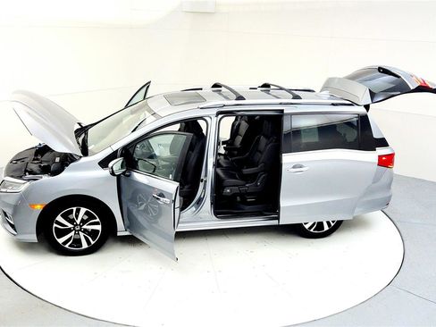 Used 2018 Honda Odyssey Elite image 22