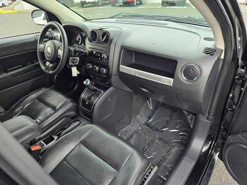 Used 2015 Jeep Compass Sport image 12