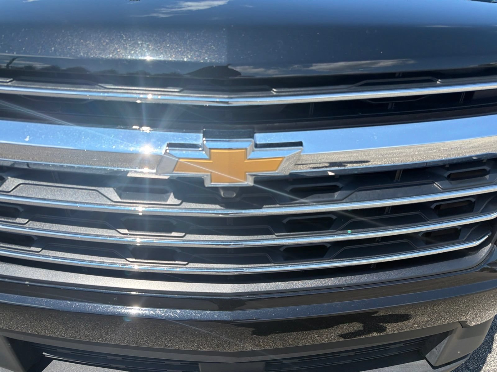 Used 2025 Chevrolet Traverse LT w/ LPO, Floor Liner Package FWD image 33
