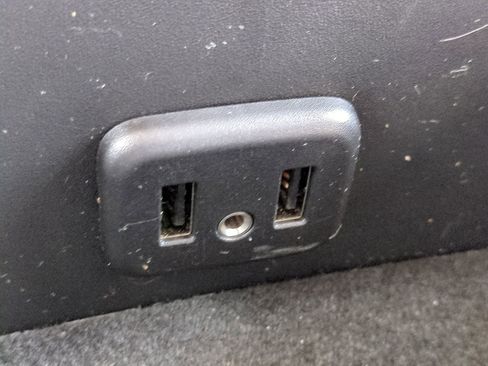 Used 2017 Chevrolet Silverado 1500 LT w/ Texas Edition image 21