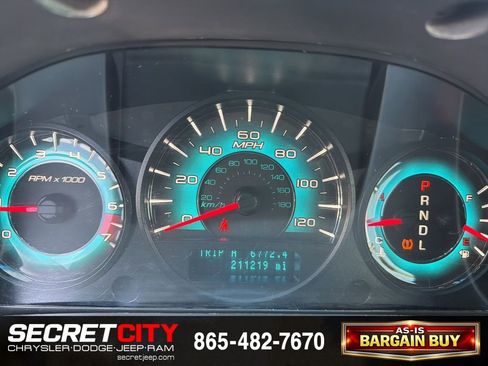 Used 2010 Ford Fusion SEL image 7